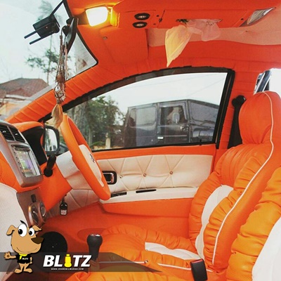 Jok mobil ayla